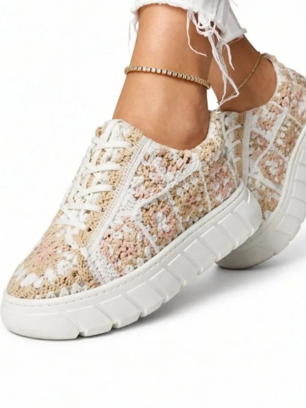 Free People Catch Me If You Can Crochet Sneakers 40/9